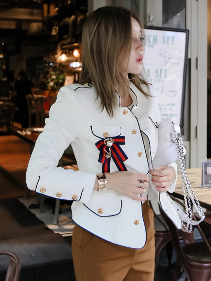 Amara | Elegant Slim-Fit Short Jacket